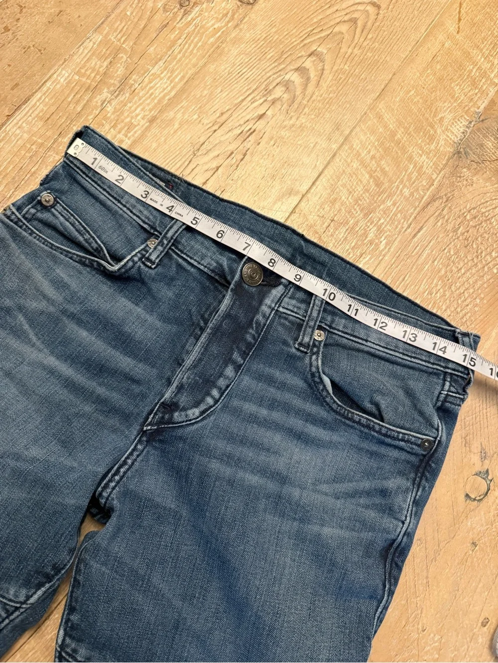 True Religion Relaxed Skinny Rocco Men’s Jeans 29